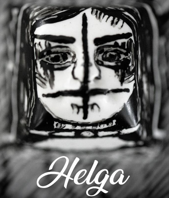 Gorey Girls: Helga
