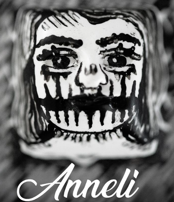 Gorey Girls: Anneli