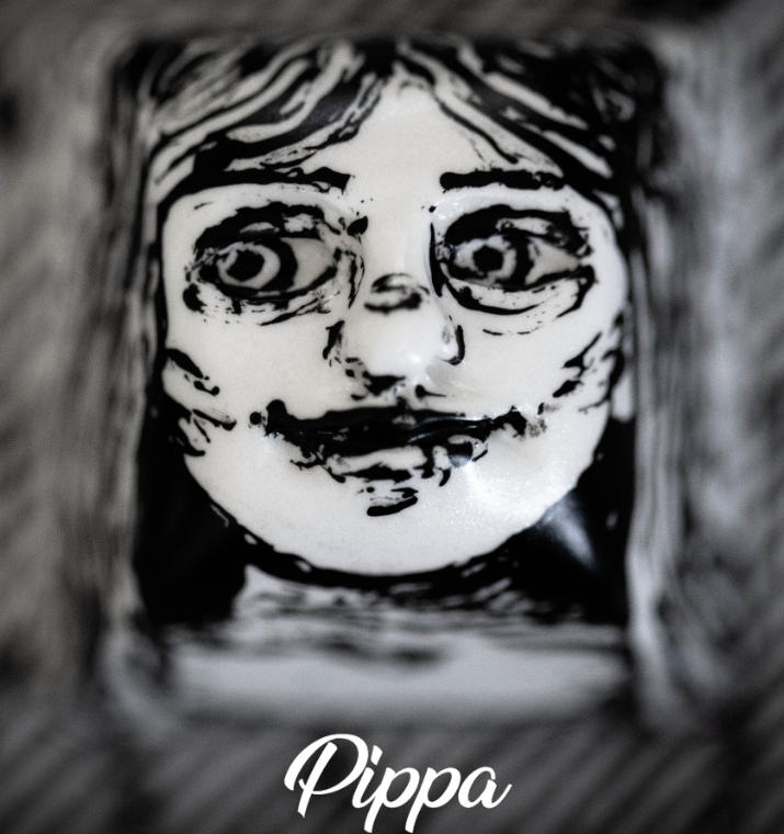 Gorey Girls: Pippa