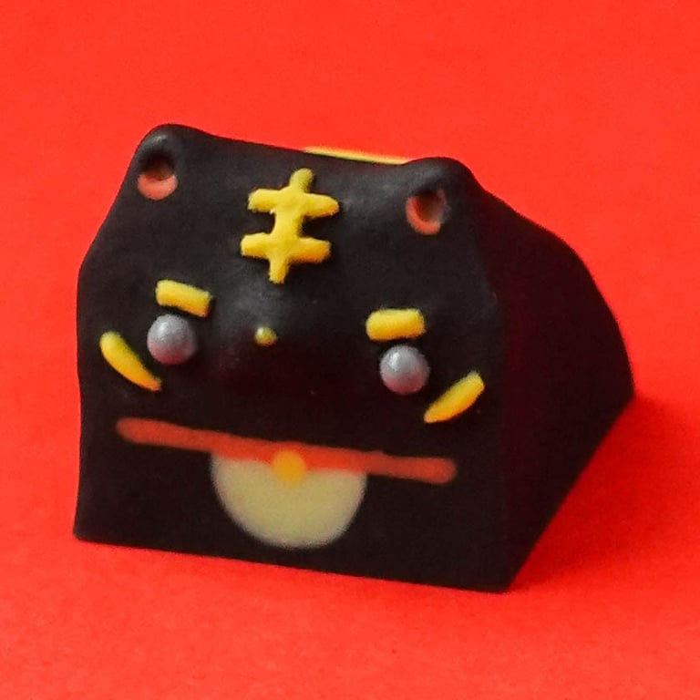 Black Maneki-neko
