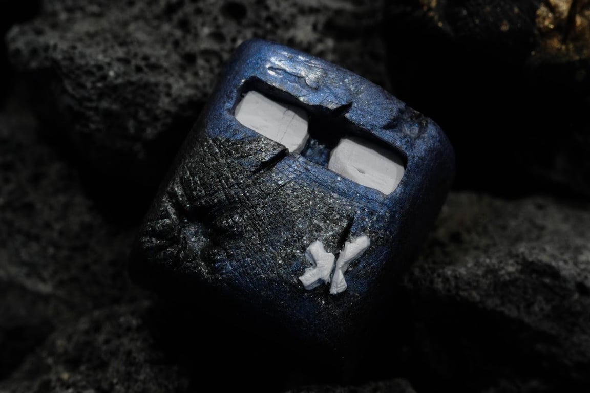 Blued Glint [Proto]