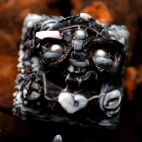 Doll's Eye