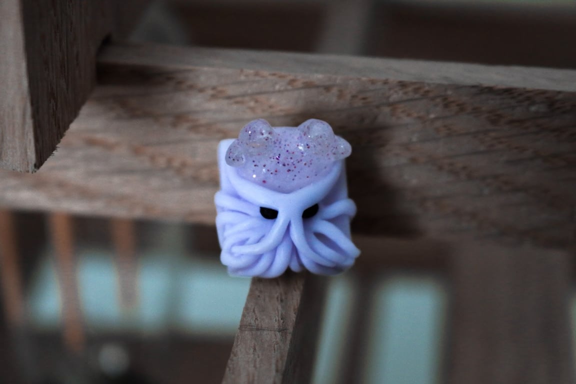 Lavender Kathuloo (Purple Eyes)