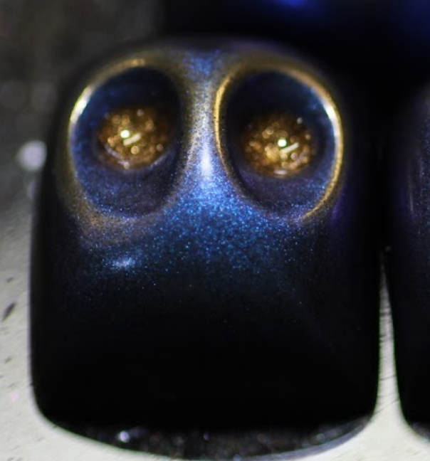 Tarnished (Gold Eyes)