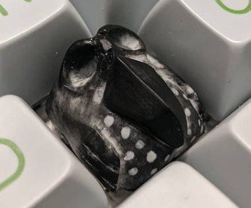 Speckled Mono