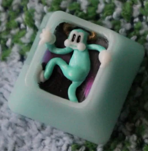 Loosquatch (Rubrehose x Levelcaps Collab)