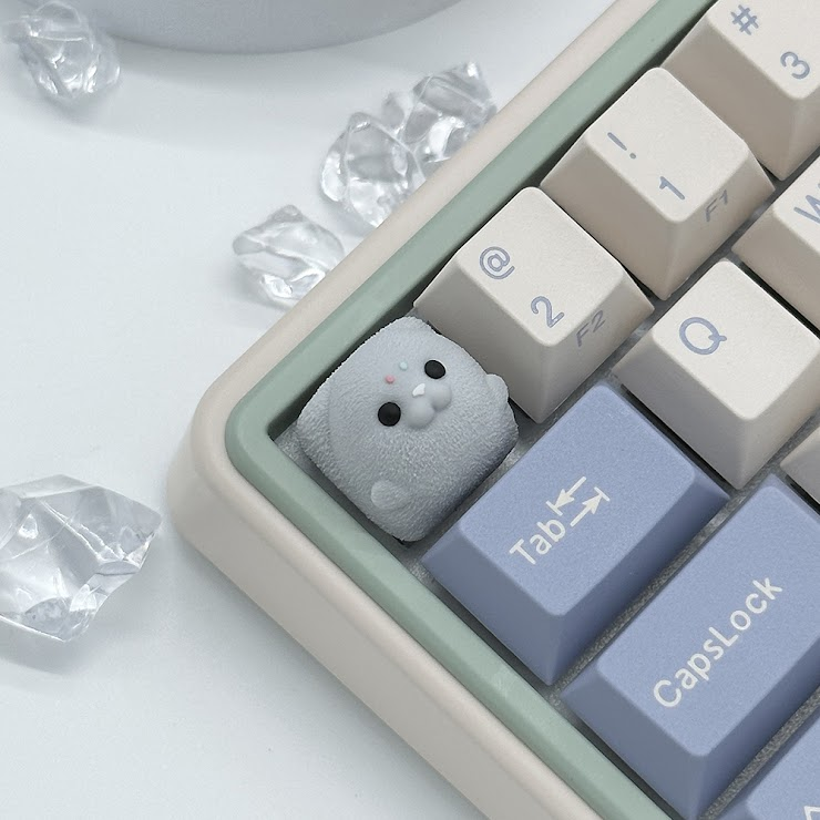 Modern Dolch Light Gray