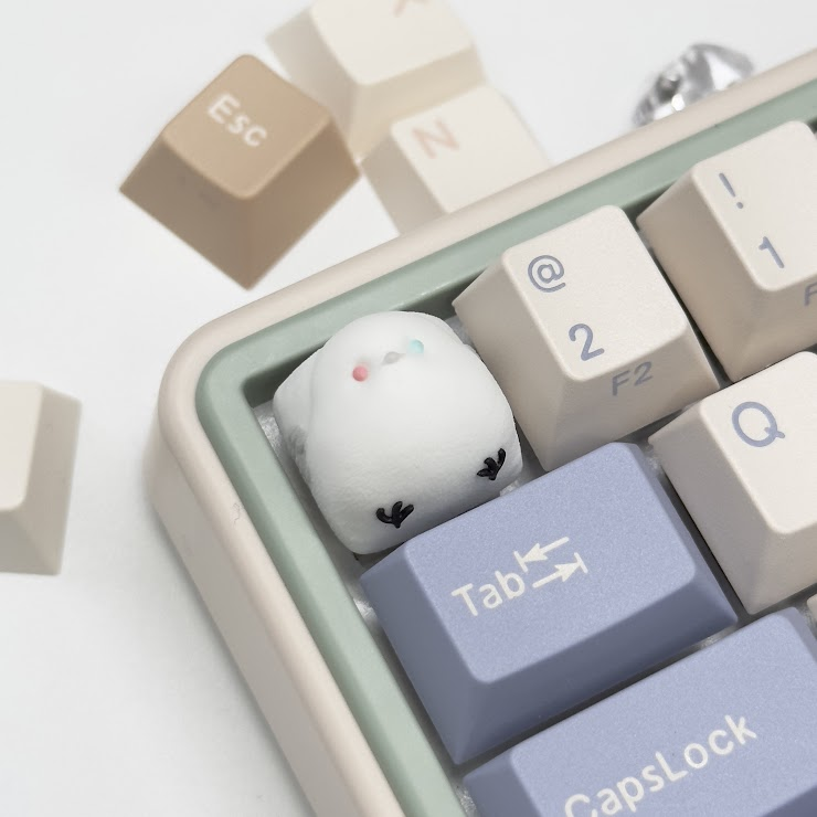Modern Dolch Light White
