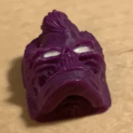 Violet On Cream
