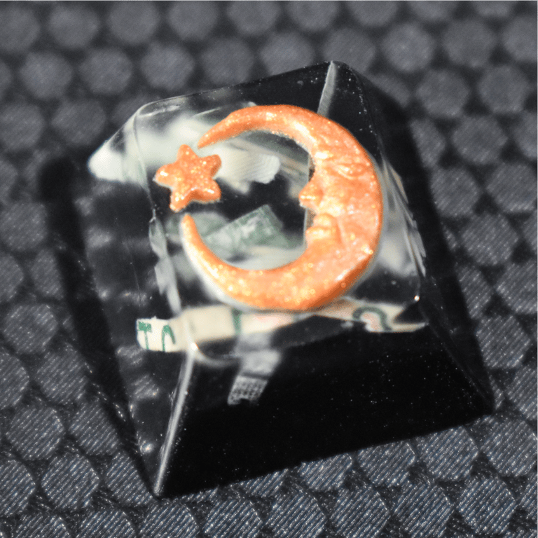 Crescent Cap