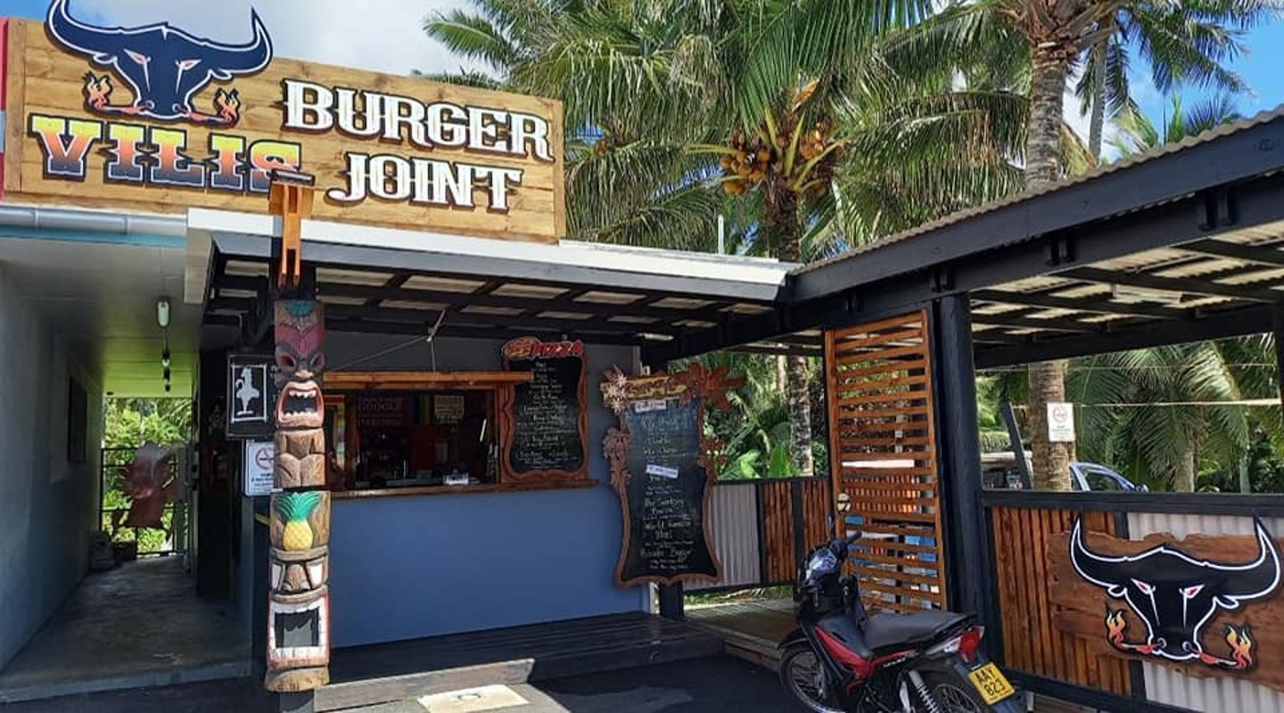 Burgers in Rarotonga