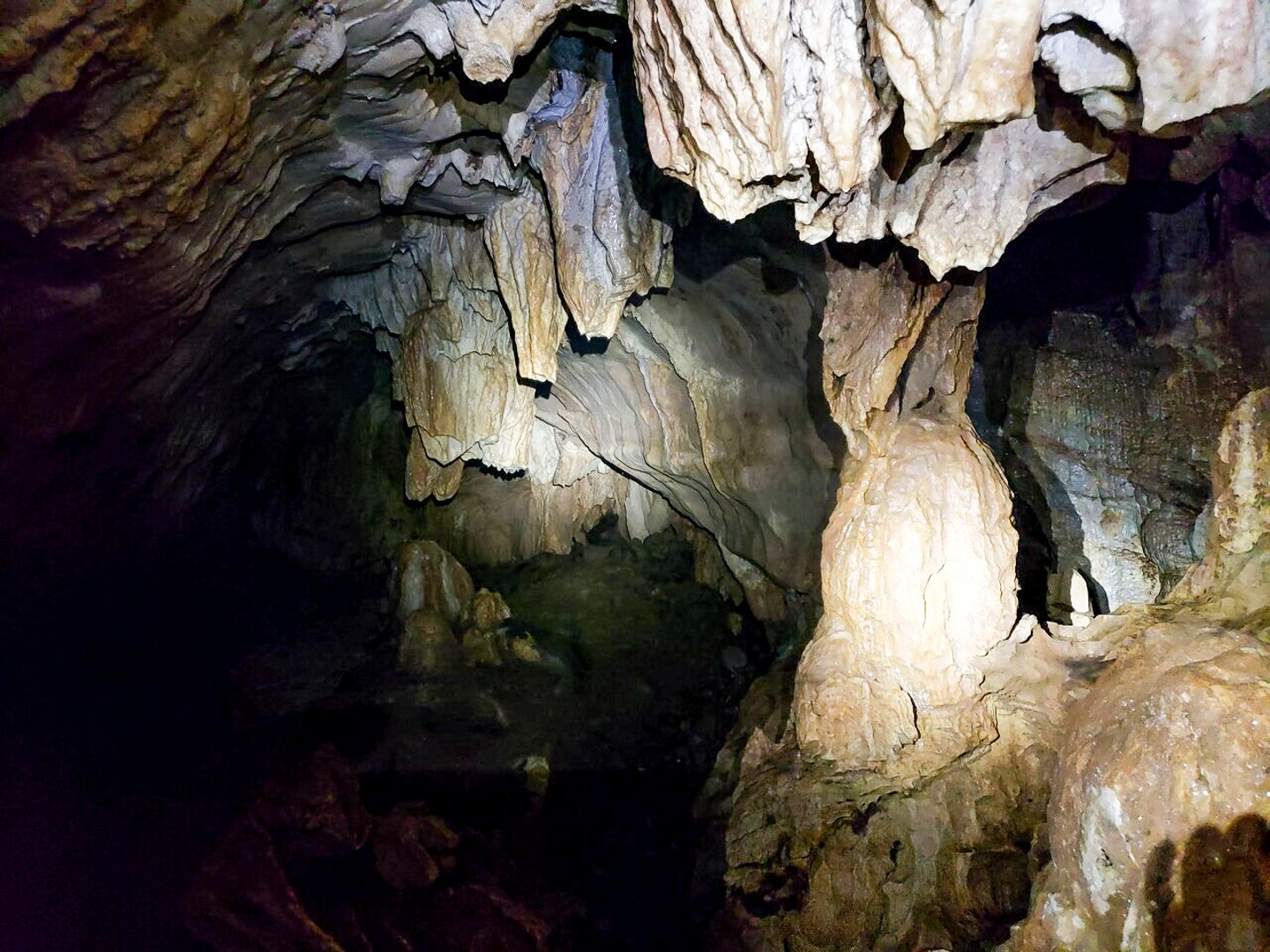 Rock formations in the Venado Caves in Costa Rica
