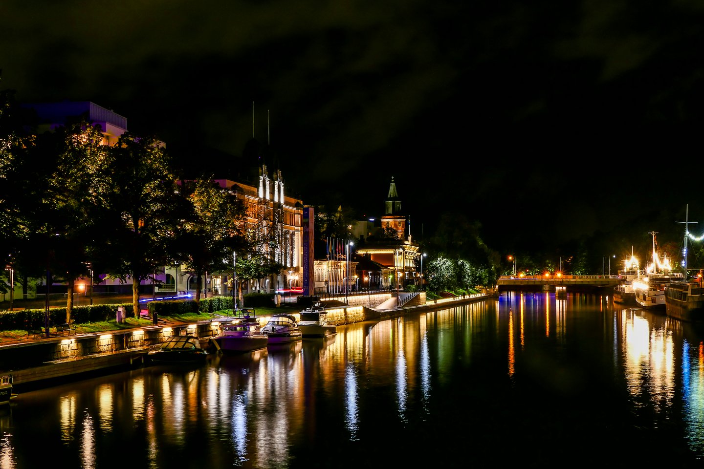 Reflection of Turku's downtown and the Aura river.