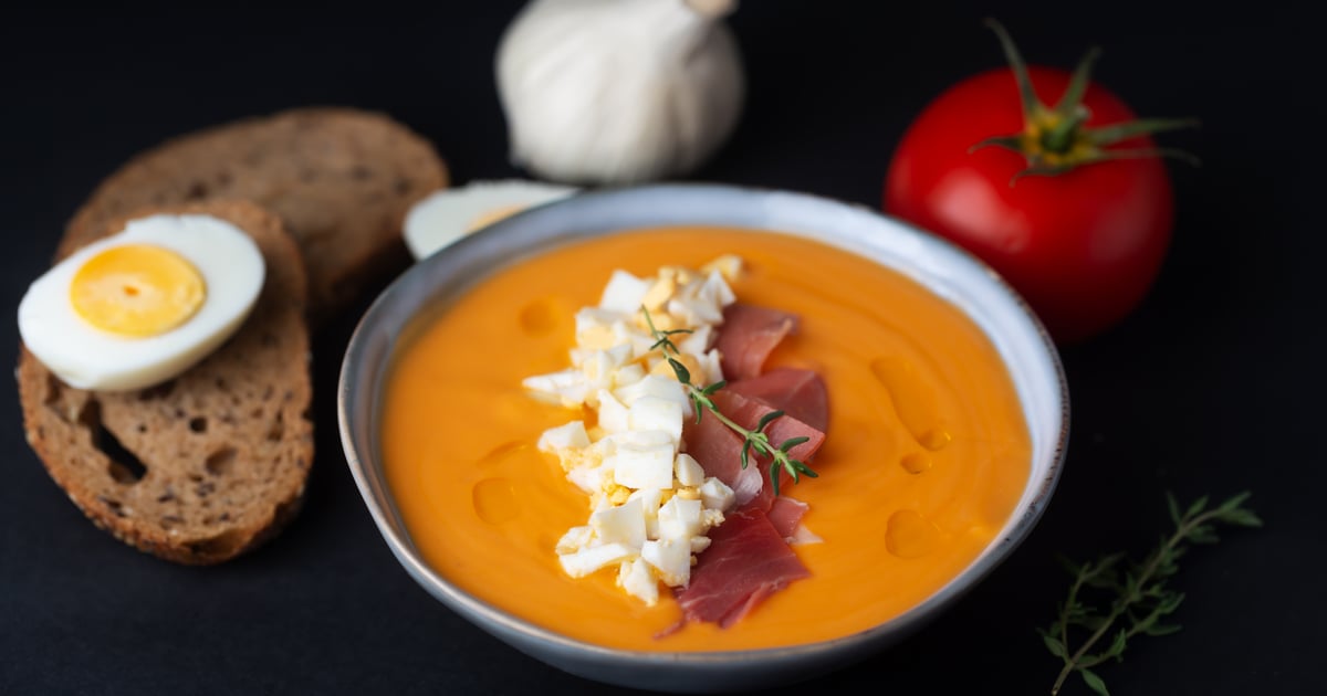 Salmorejo recipe: Andalusian tomato and bread soup | Faraway Worlds