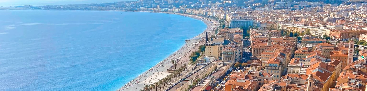 Looking down at Old Nice and the sea from Castle Hill