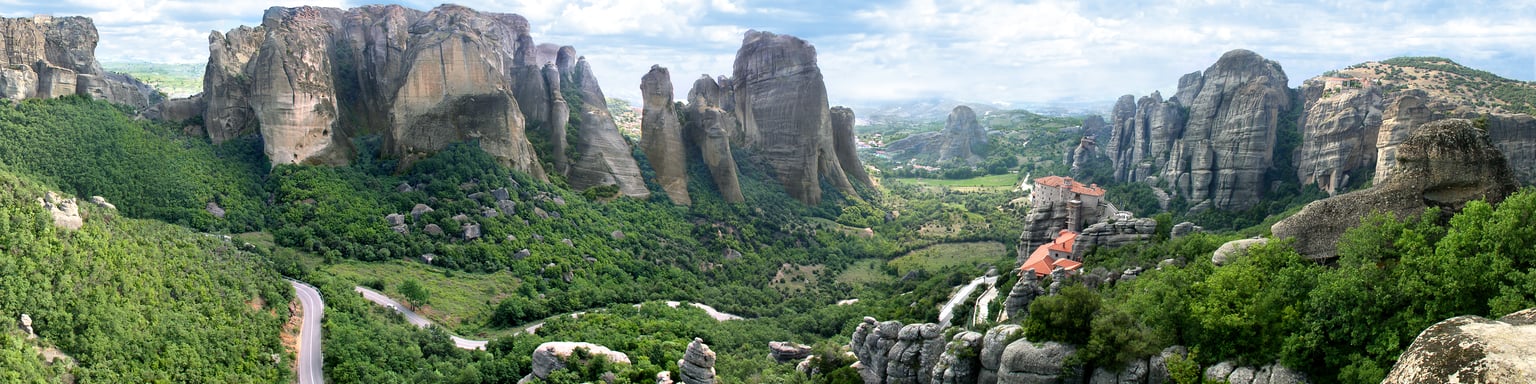 A panoramic view of Meteora and its monasteries.