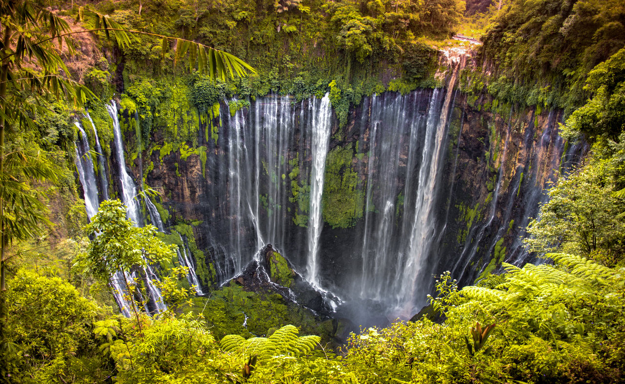 The Tumpak Sewu waterfall from the panoramic viewpoint