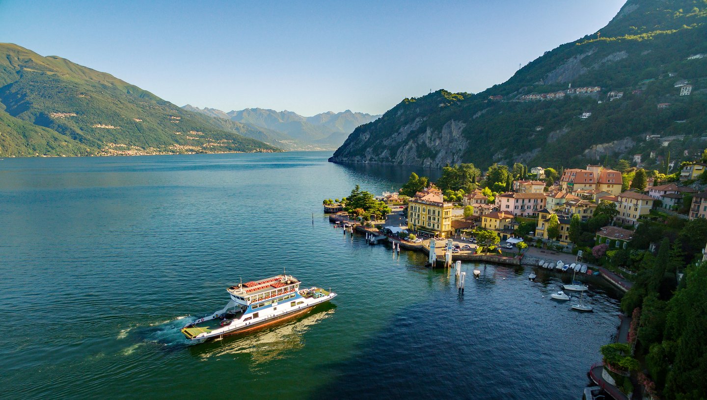 A ferry heading to the town of Varenna in Lake Como