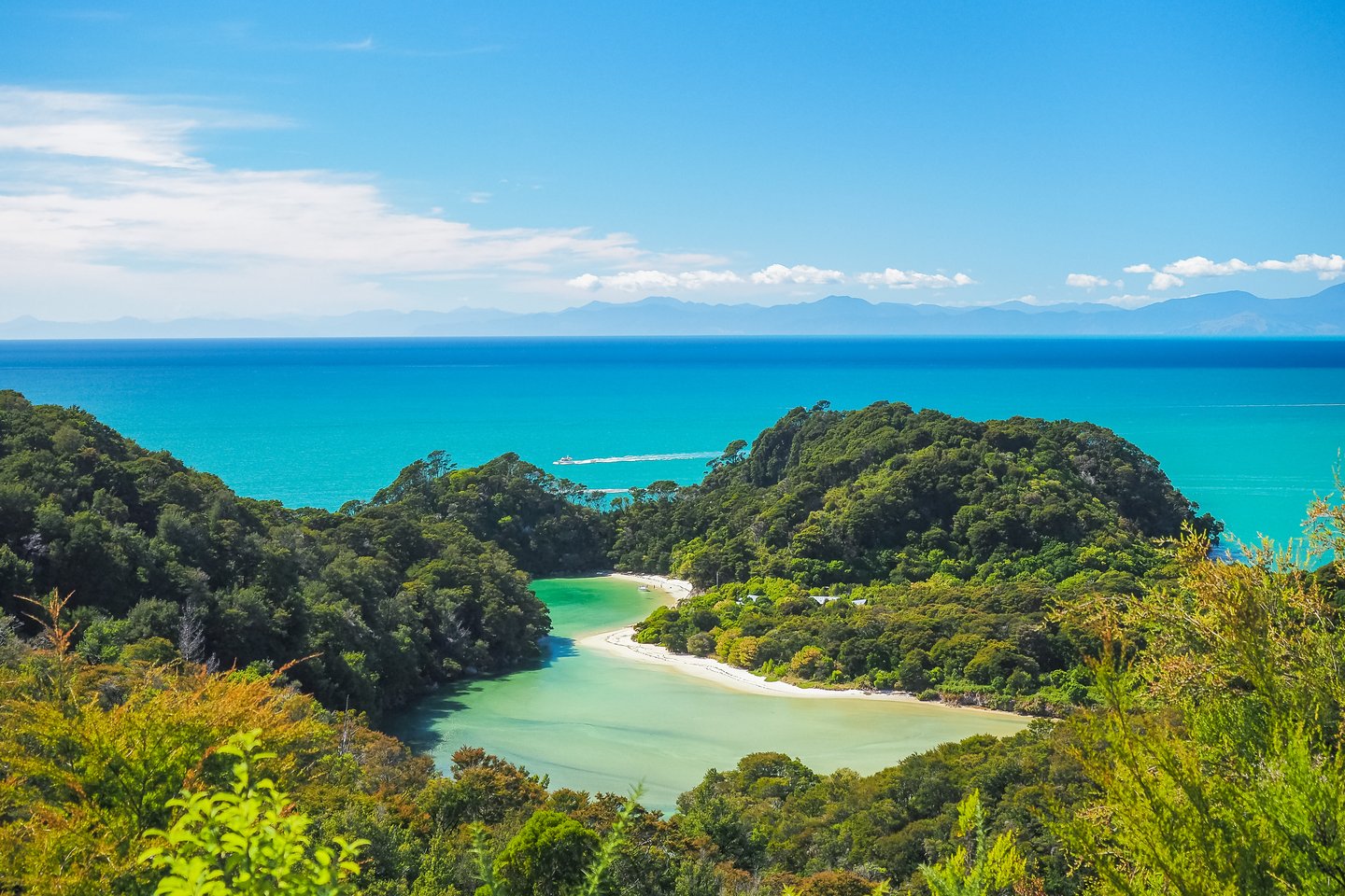 The estuary and white beaches of Abel Tasman National Park