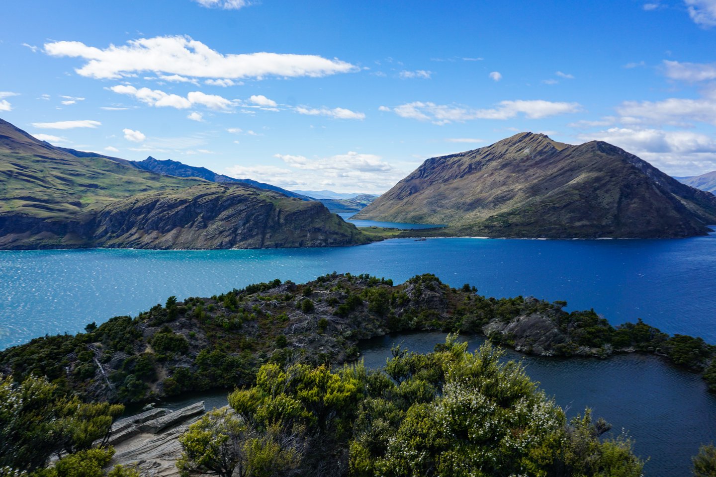 Looking down over the pool and Lake Wanaka