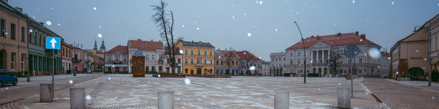 Snow falling in Kielce's town square