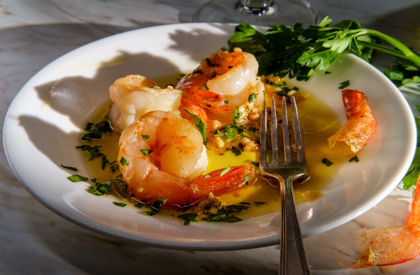 Gambas ao Alhinho, prawns with garlic, olive oil and wine.