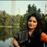 Profile pic - Poonam