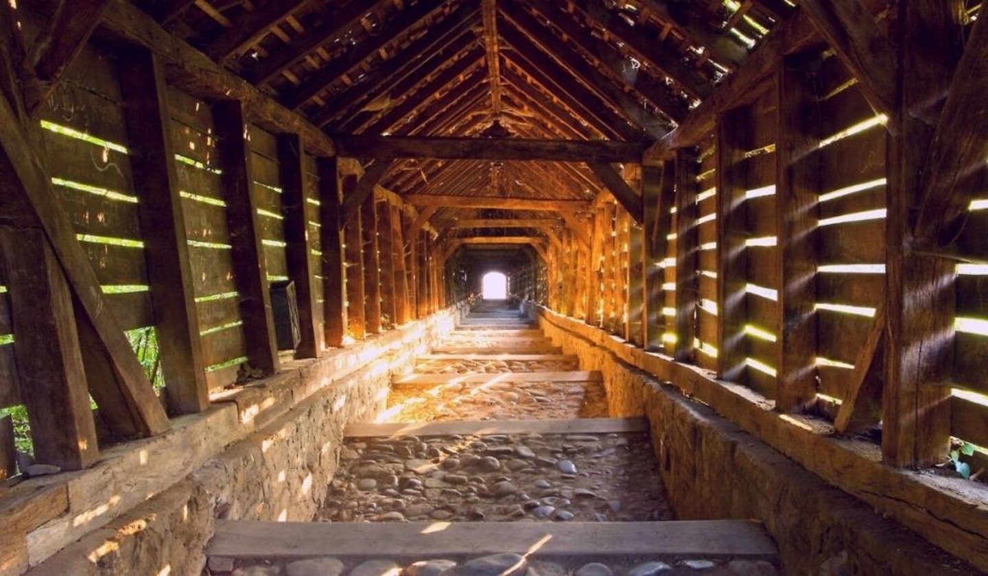 The Scholars' Stair Passage