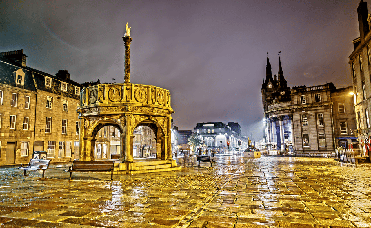 The Mercat Cross in Aberdeen at night
