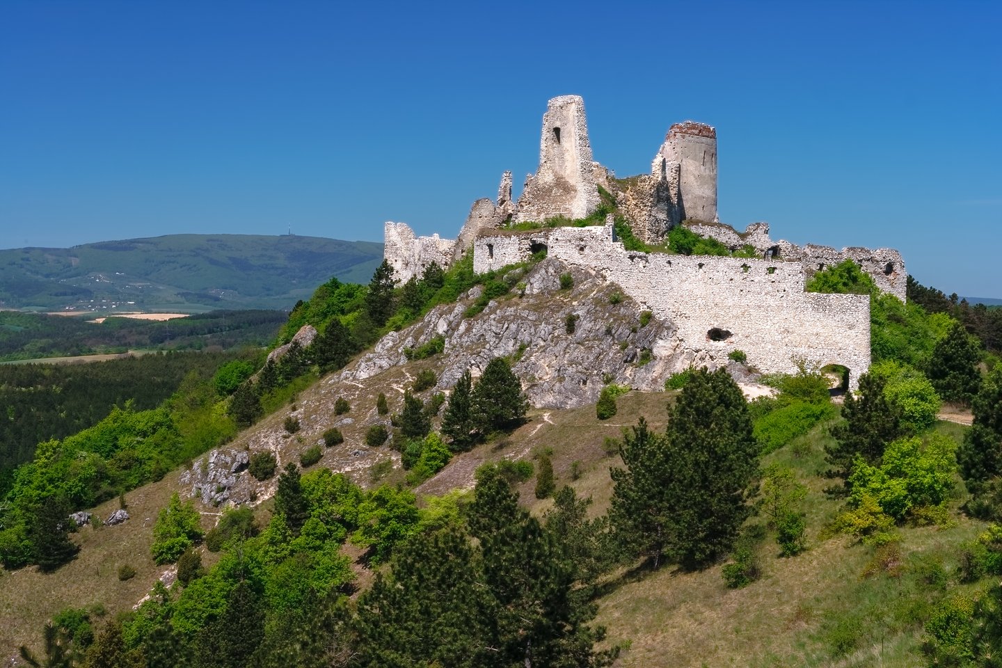 The ruins of Čachtice Castle