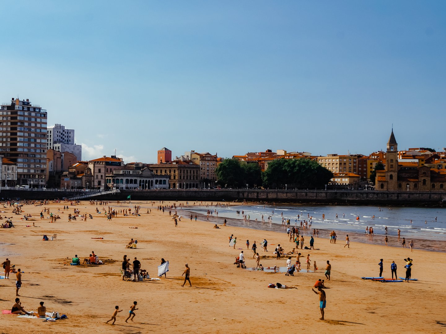 The golden beach in Gijon