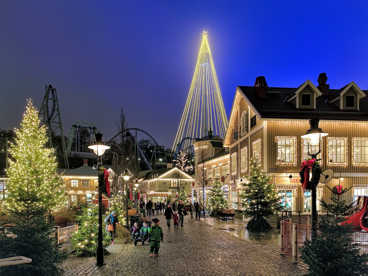 Christmas decorations in Liseberg Amusement Park