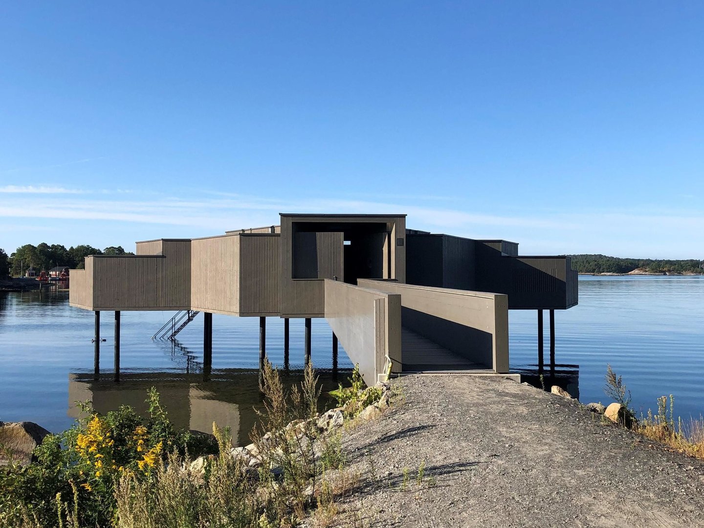 Kallbadhuset Karlshamn on stilts above the water