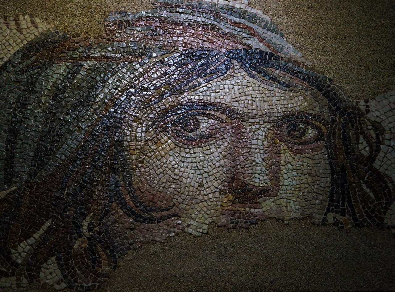 The famous Gypsy Girl, named for her hoop earrings