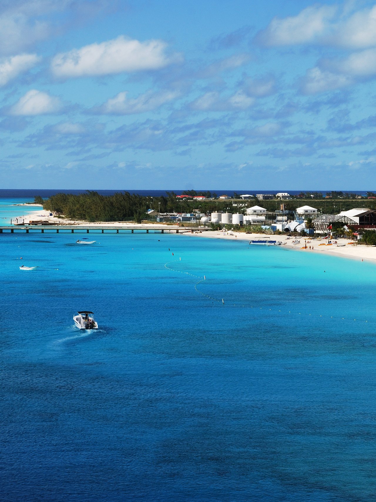 Cockburn Town and beach in Turks and Caicos