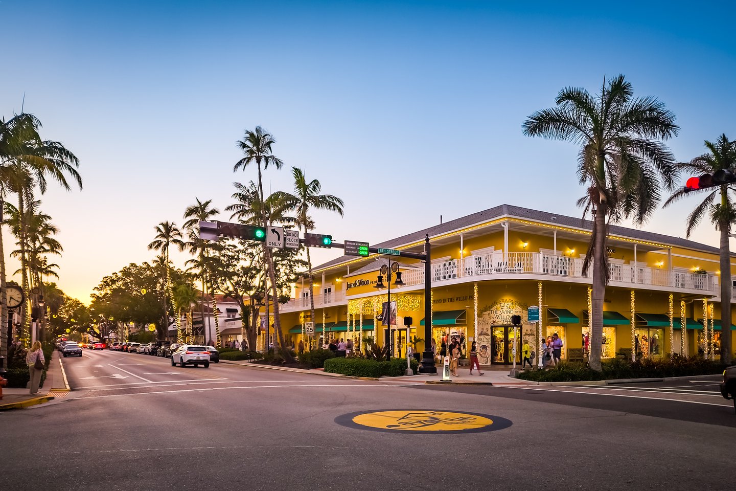 An intersection with shops on Fifth Avenue in Naples, Florida.