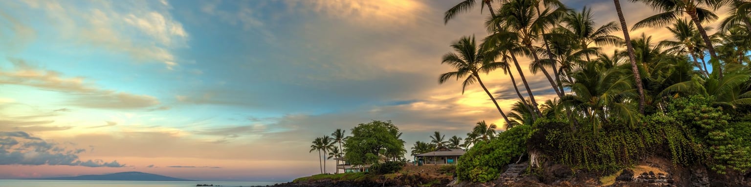 Sunrise at Po'olenalena Beach in Makena, Maui.