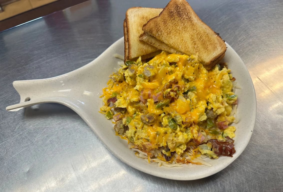 Fresh diner lunch plate at Little Diner Xpress — serving Appleton, Fox Cities since 1964