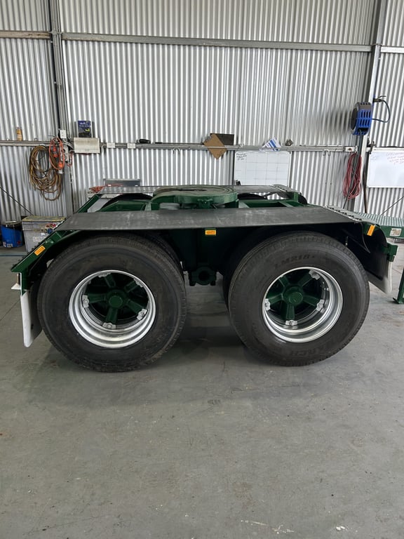 Professional mechanical workshop and repair facility