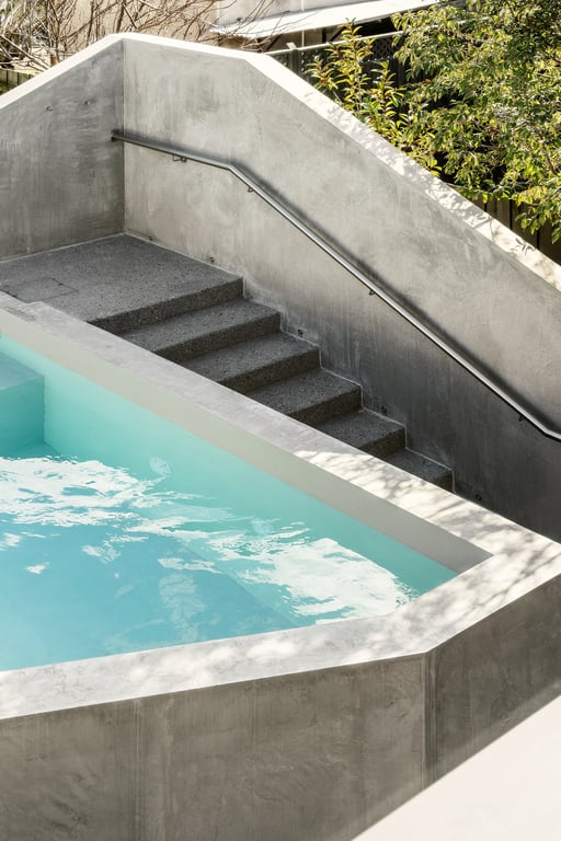 Contemporary Pool Design
