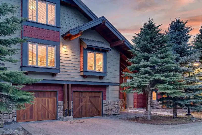 101-53 Rivermount Place