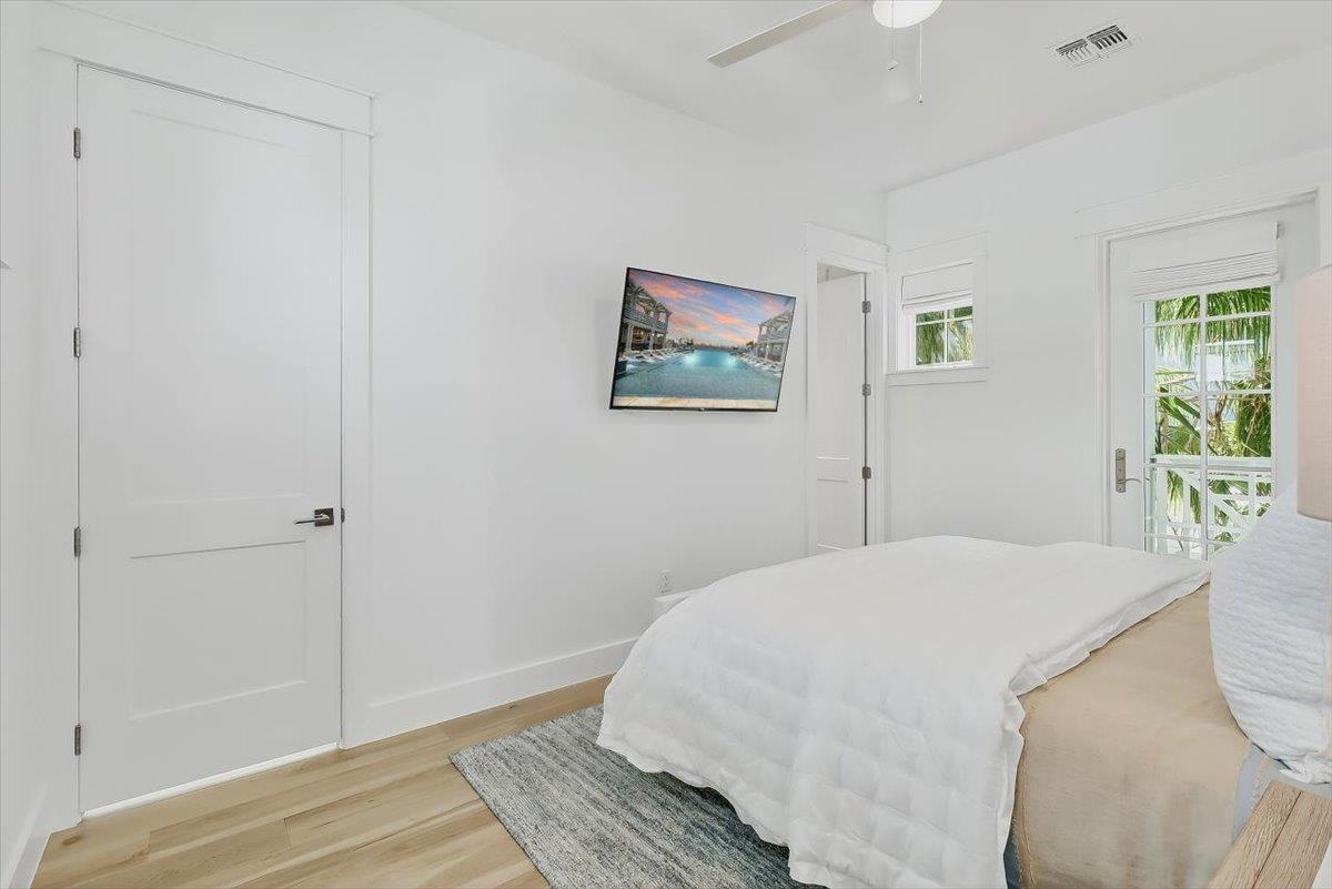 Primary King Bedroom, 2nd Floor