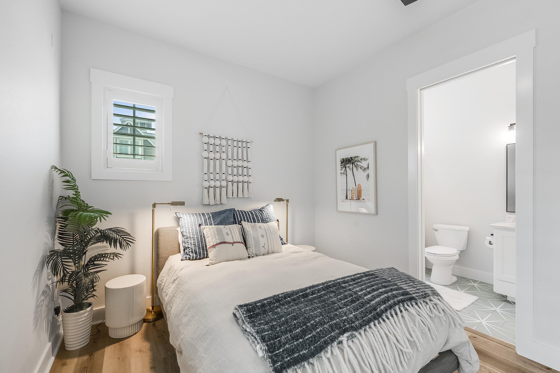 Queen Suite, 2nd Floor