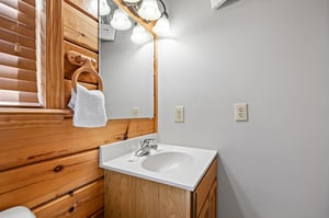 thebearhouse12