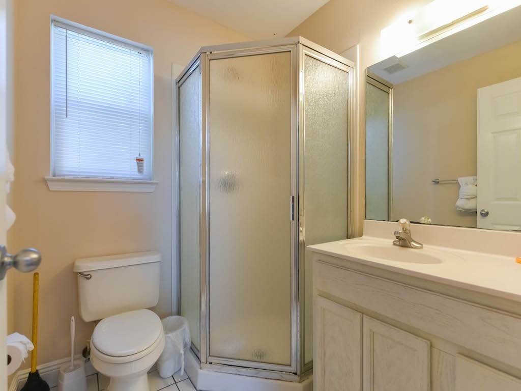 Nantucket Rainbow Cottages 15A 9