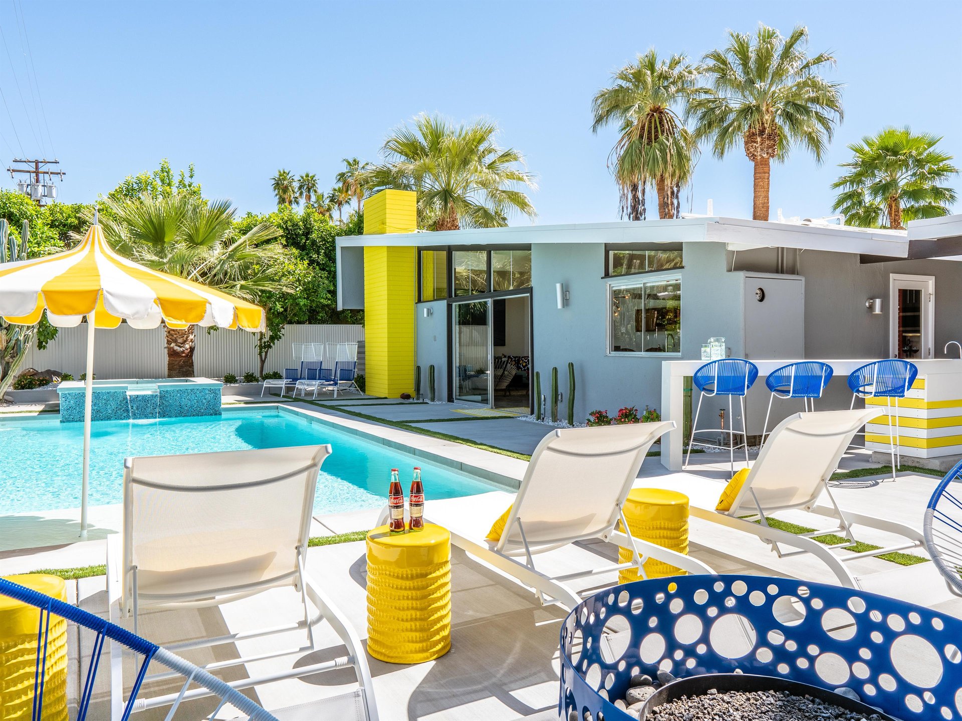 Gorgeous Poolside Views