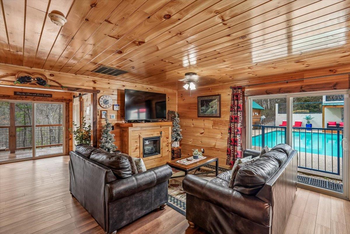 12Living Room