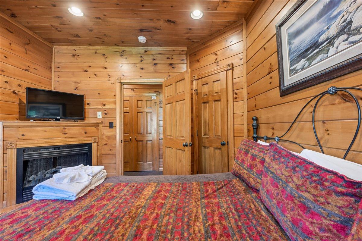 47Bedroom
