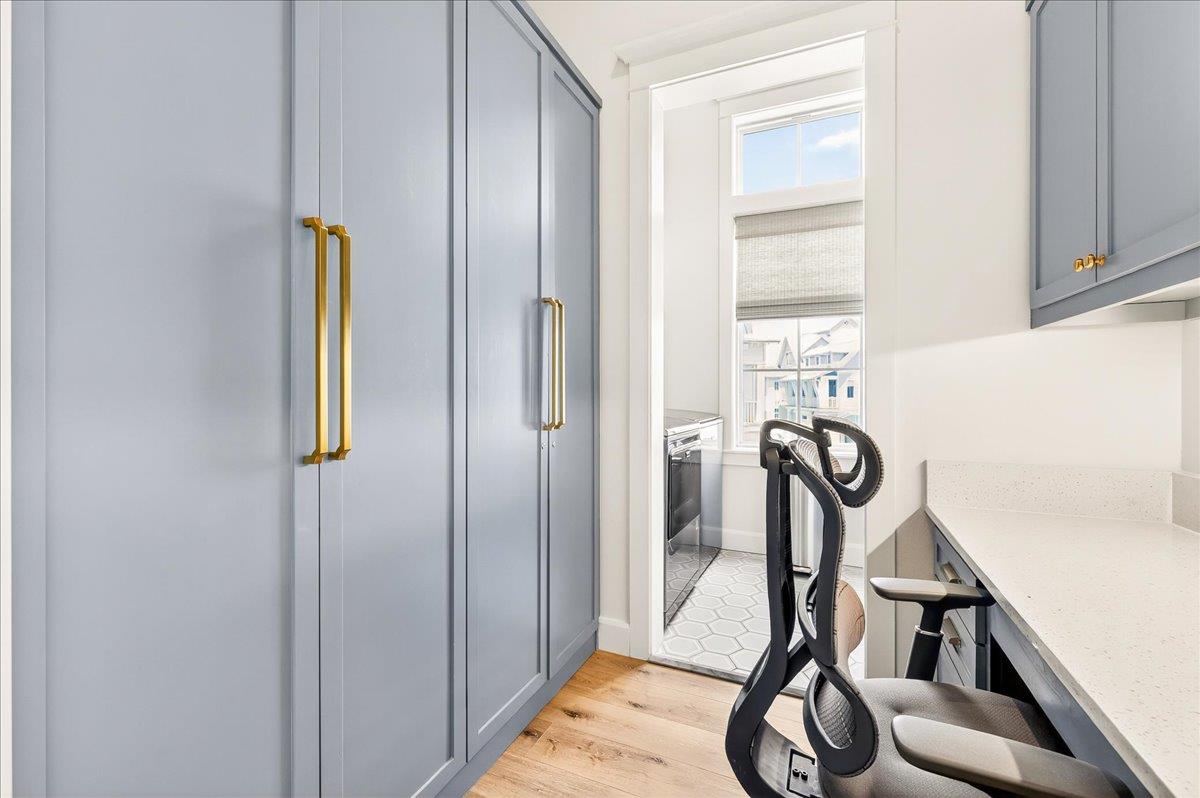2nd Floor, Office Nook