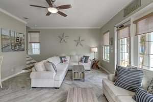 1st Floor Living Area